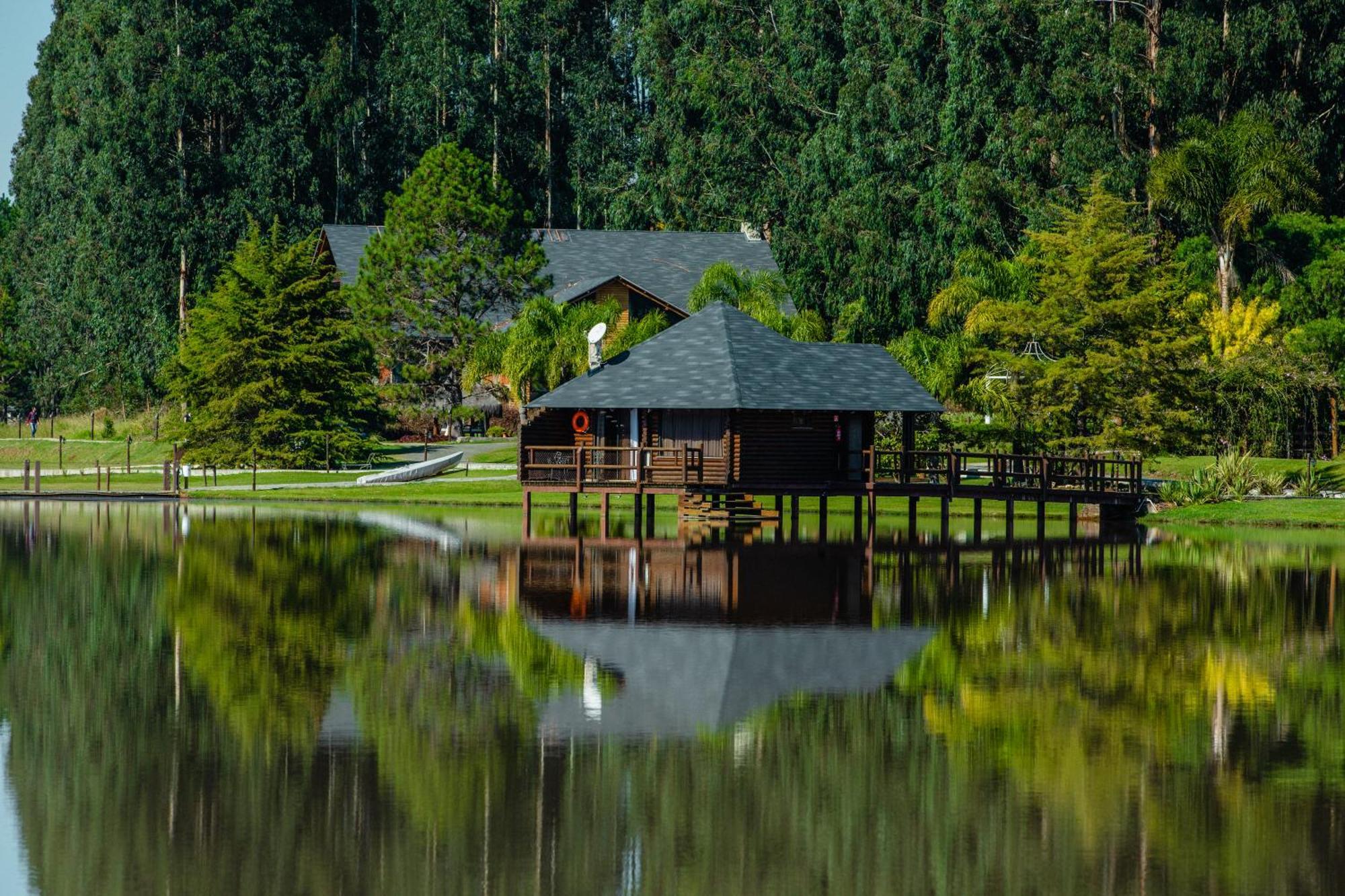 Vira Charme Resort Fernandes Pinheiro ภายนอก รูปภาพ