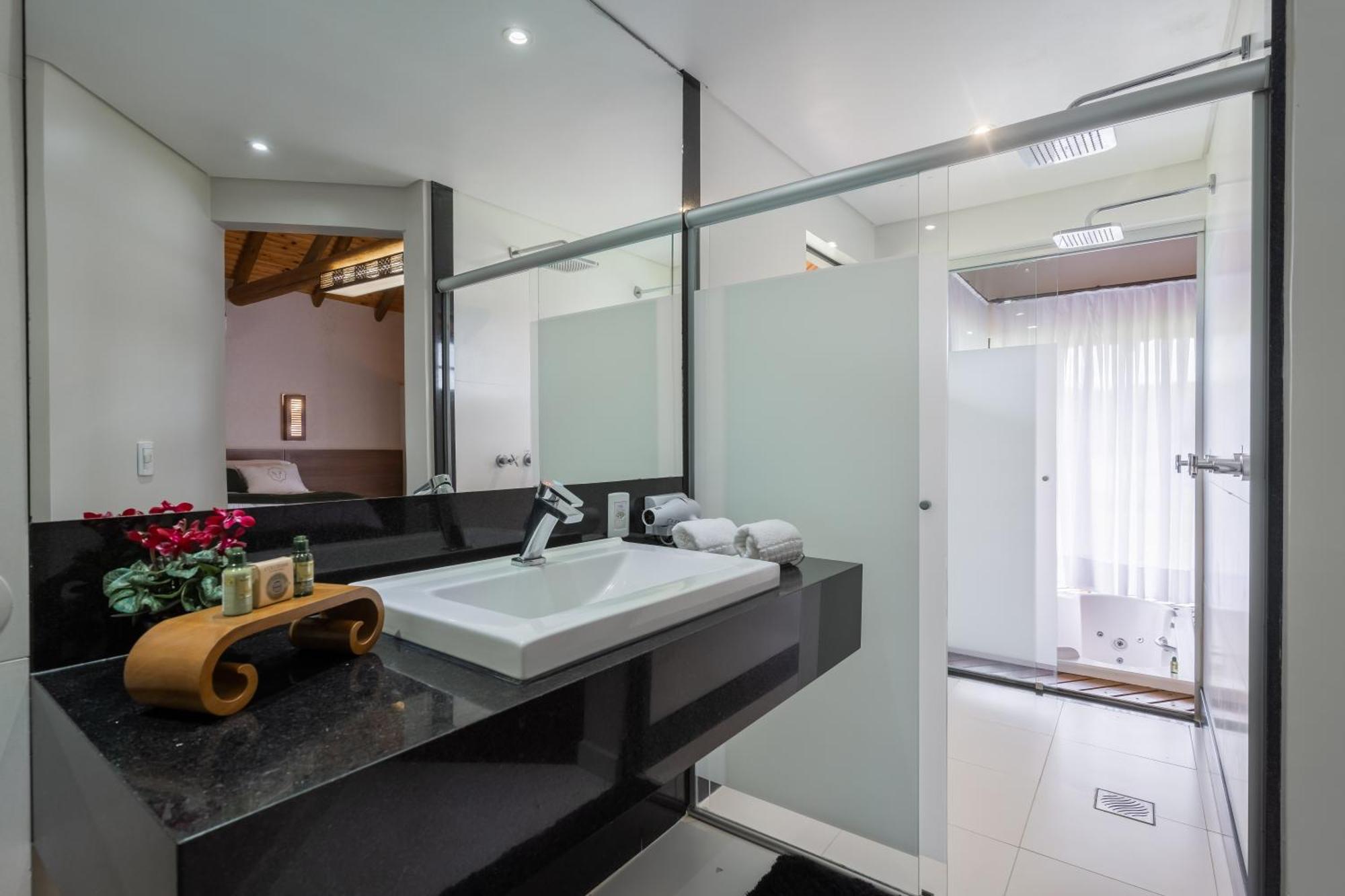 Vira Charme Resort Fernandes Pinheiro ภายนอก รูปภาพ