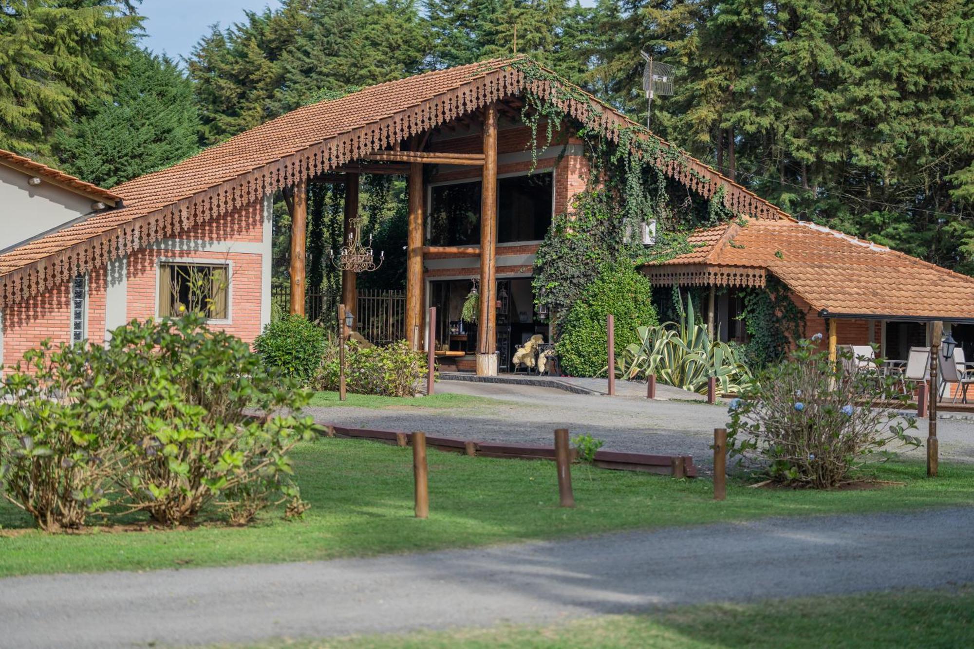 Vira Charme Resort Fernandes Pinheiro ภายนอก รูปภาพ